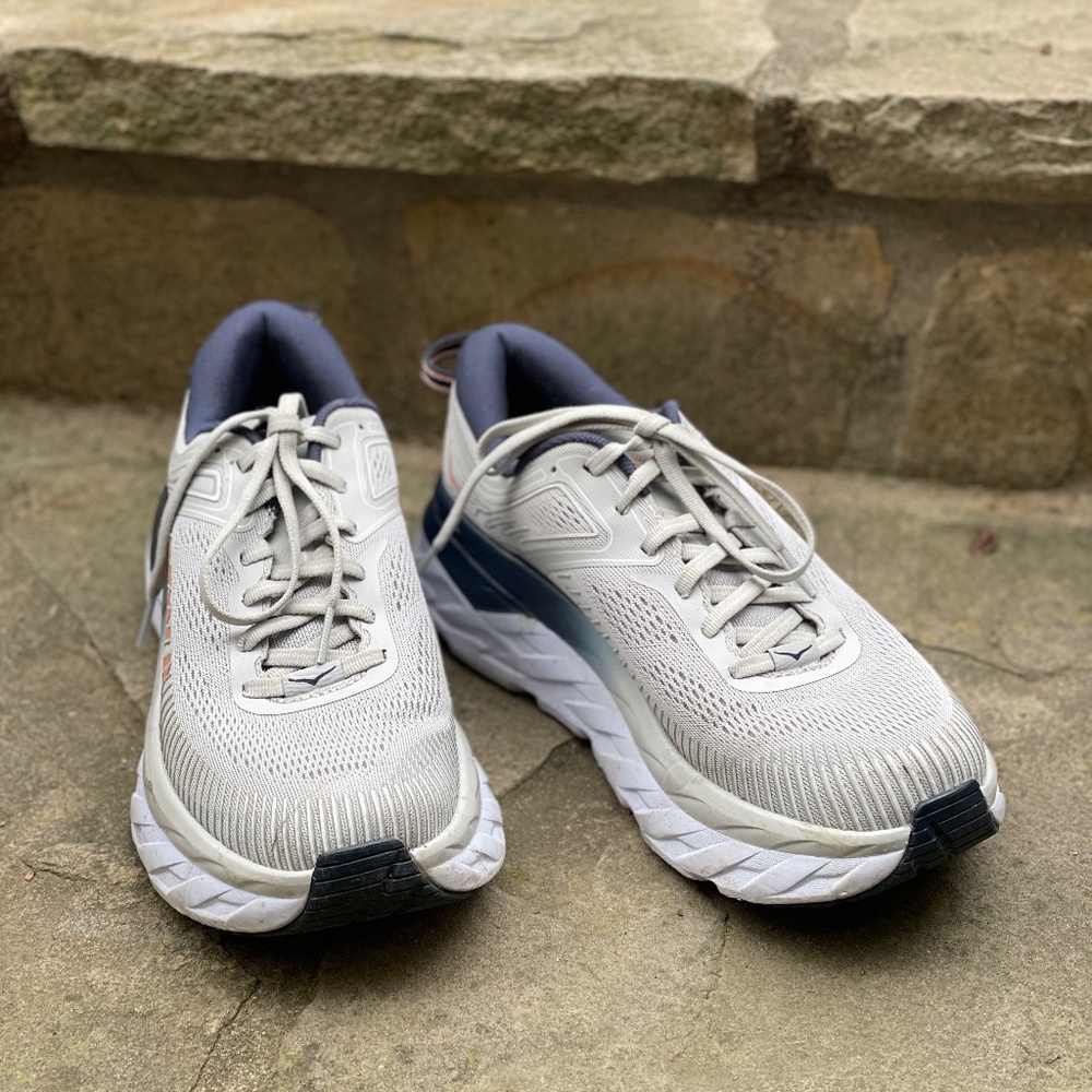 Hoka Bondi 7 running shoes
